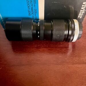 Vivitar 85-205mm Telephoto Zoom Lens - Black